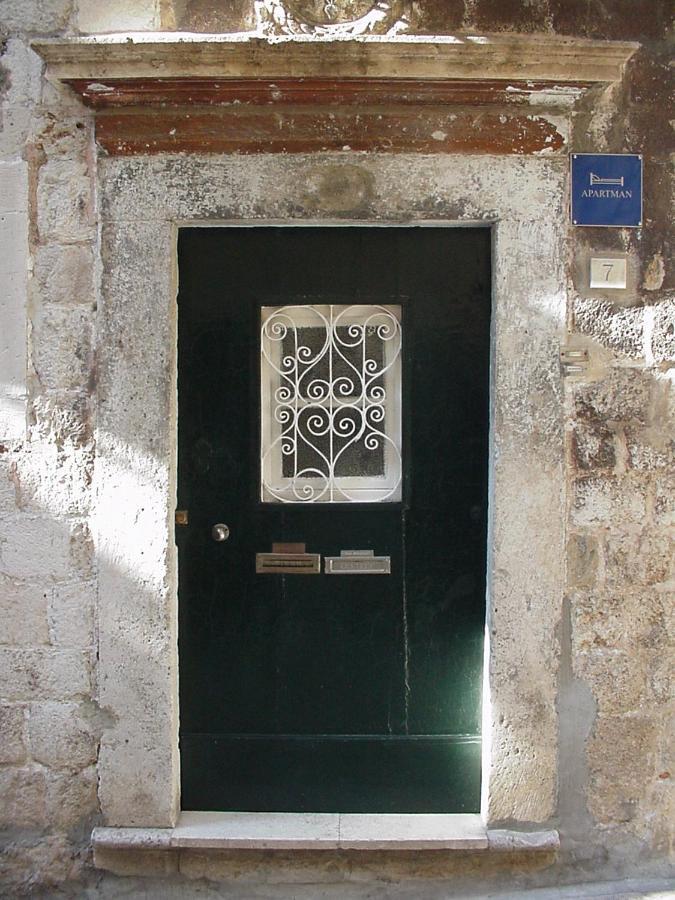 Muziqa Apartments Ragusa Esterno foto