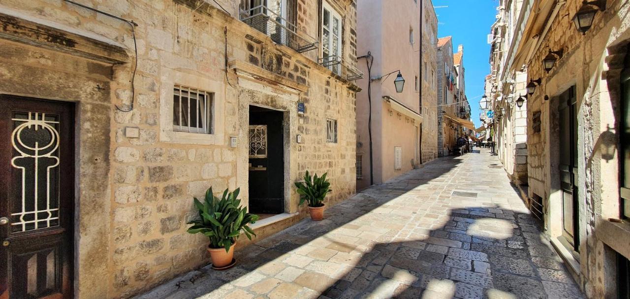 Muziqa Apartments Ragusa Esterno foto